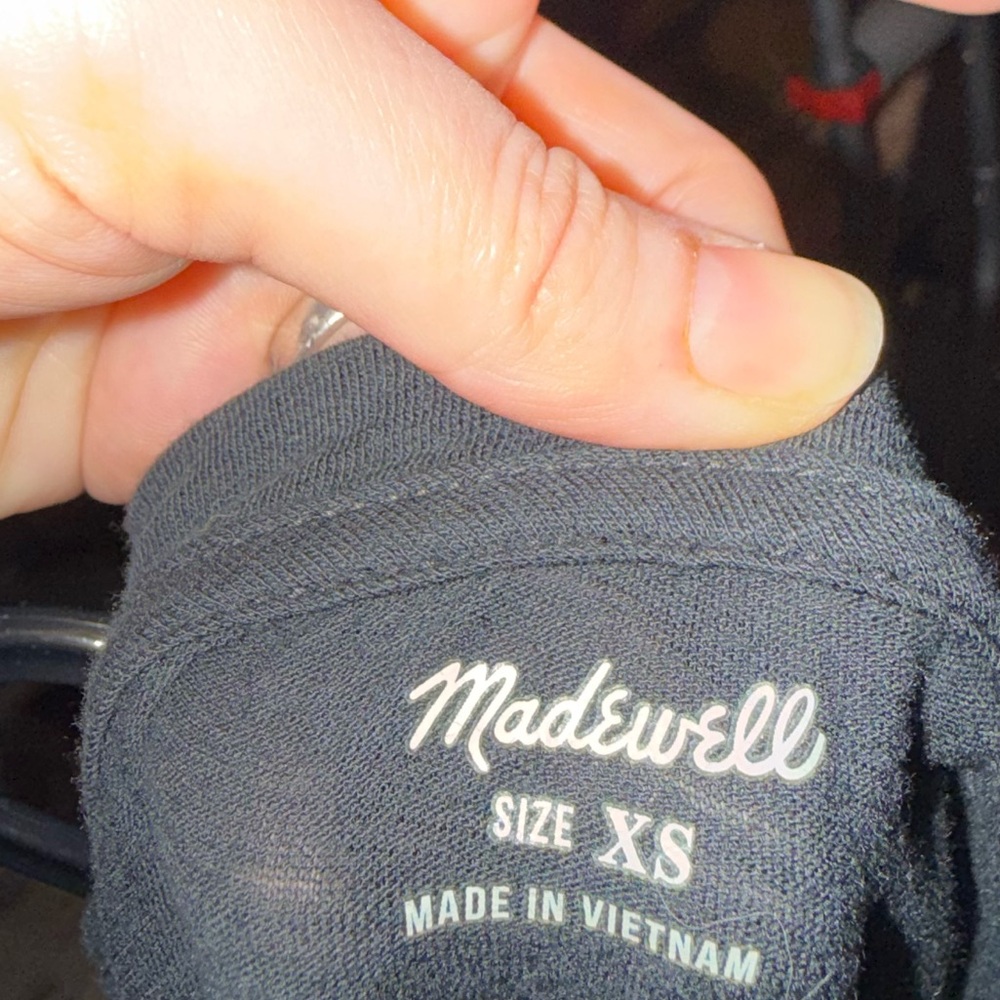 Madewell black sleeveless top/ tank top with mini pocket XS - Picture 6 of 6